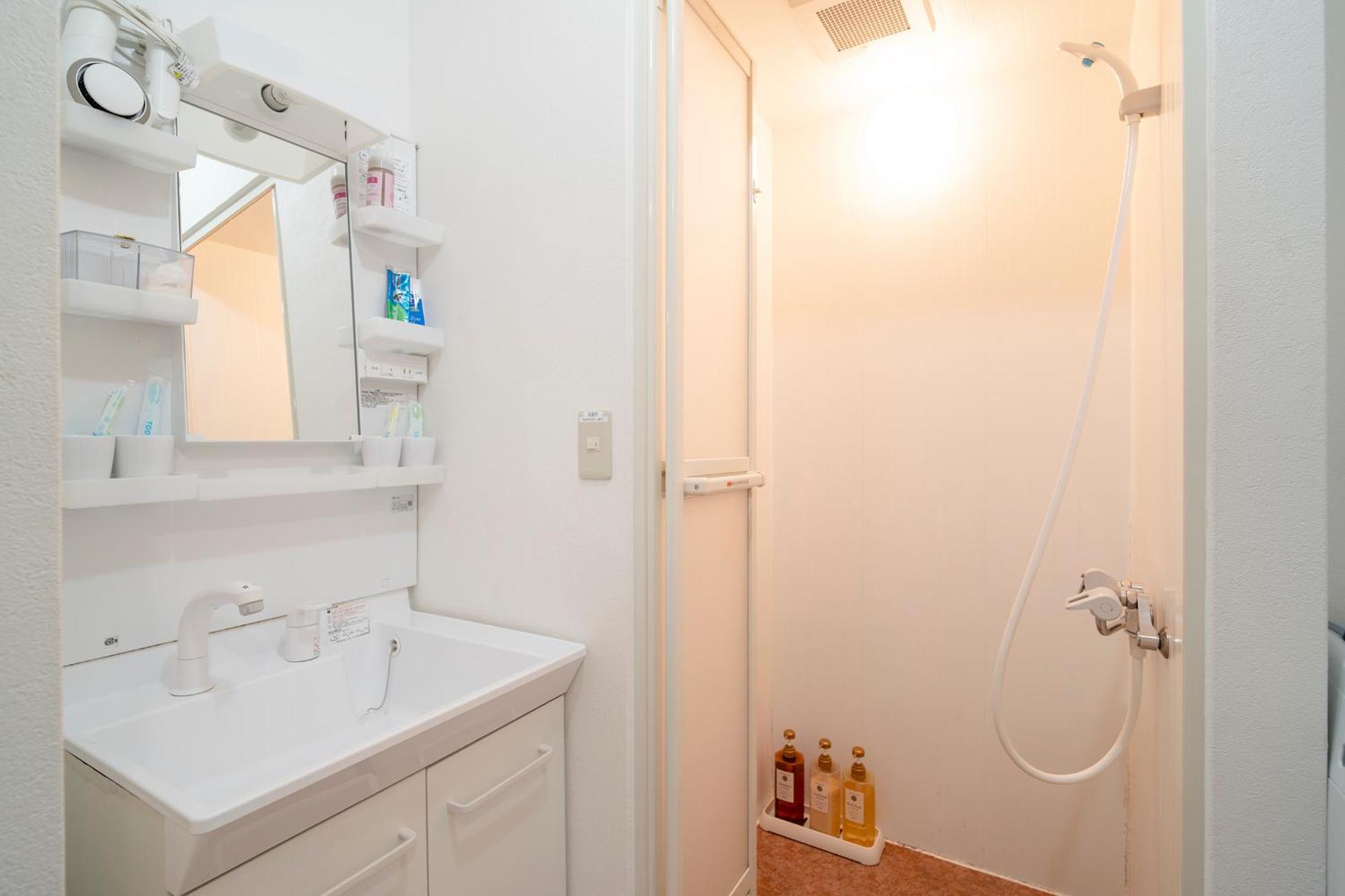 Villa 独栋房源/全新装修全新一户建/适合家庭入住/近秋叶原/浅草/可容纳8人/一线直达新宿/银座 à Tōkyō Extérieur photo